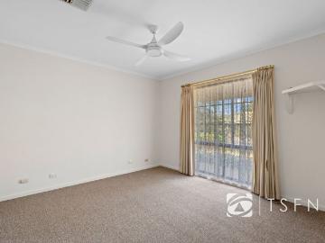 27 Akoonah Dr, Golden Square