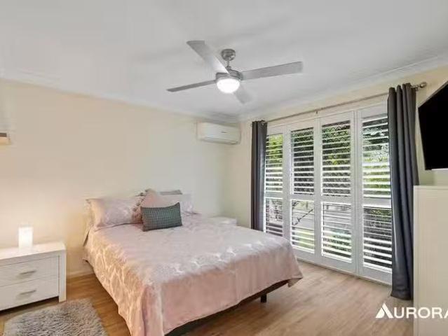 27 Alexander Avenue, Victoria Point, QLD 4165