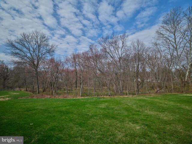 27 Applewood Court