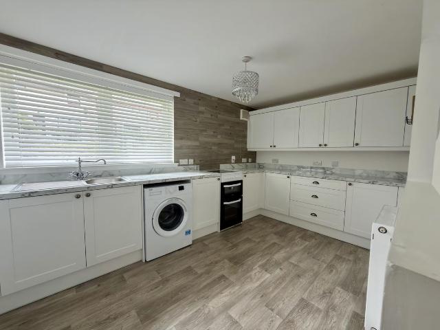 27 Balgownie Drive, Bridge Of Don, Aberdeen AB22, 2 bed flat to rent, £700 pcm | PrimeLocation