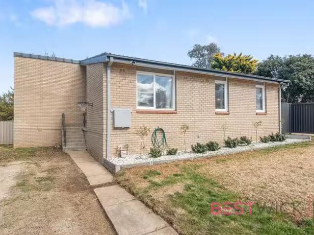 27 Bassett Drive, West Bathurst, NSW 2795