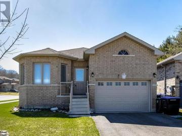 27 Beausoleil Drive, Penetanguishene, ON, L9M 0V7 house for sale | Listing ID S13049 | Royal LePage