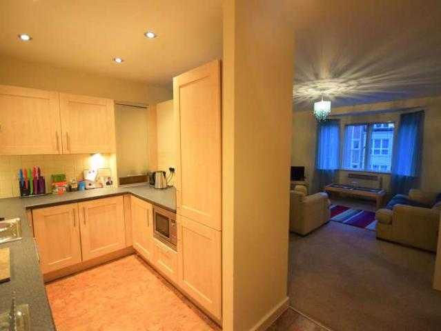 1 Bedroom Apartment Flat