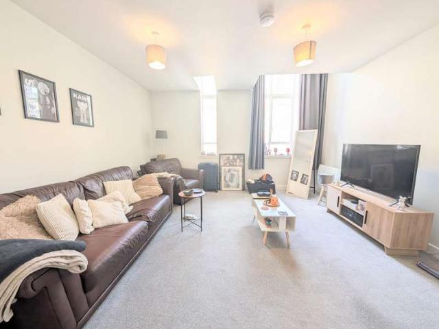1 Bedroom Flat