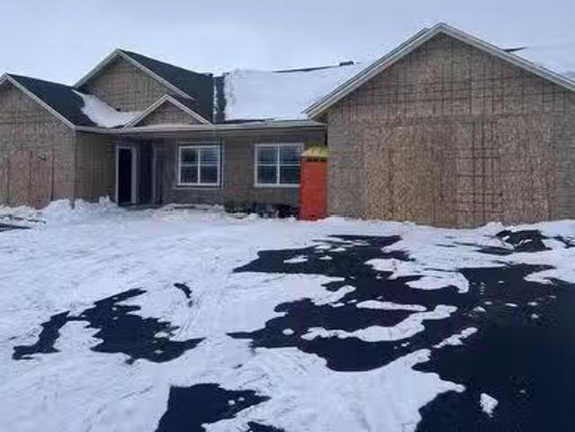 27 Beech Hill Avenue, Charlottetown, PE, C1C 0Y3 house for s.