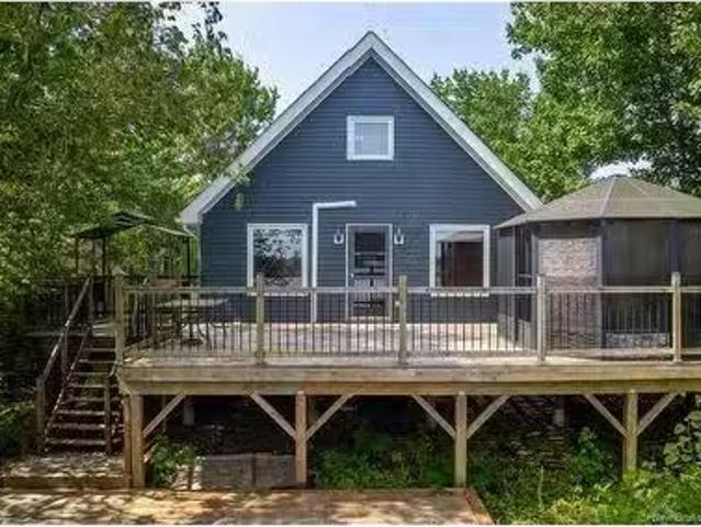 27 Bink Cres, Harvey, NB, E6K 1J3 house for sale Listing ID.