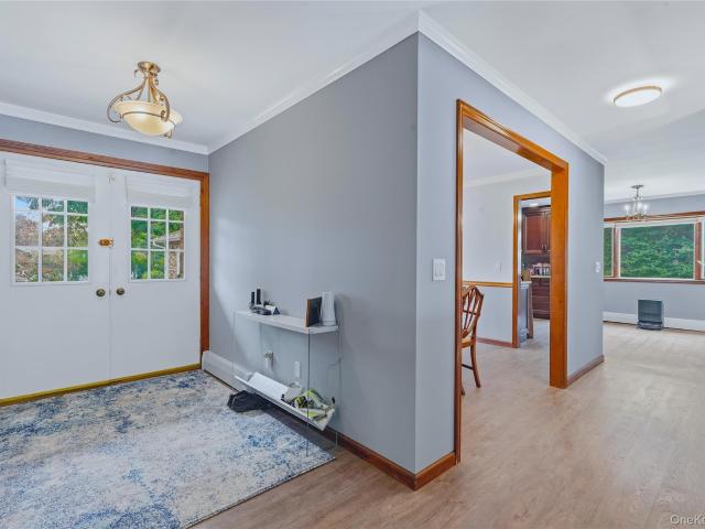 27 Bobolink Lane