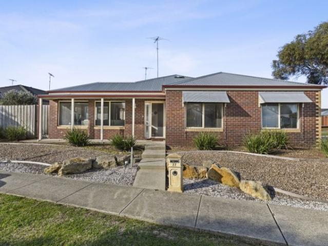 27 Bradford Street, St Albans Park