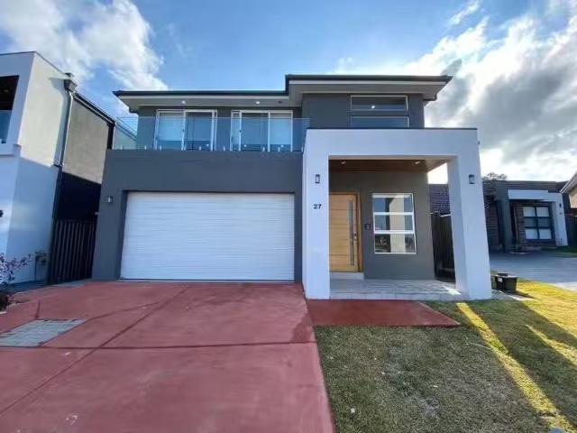 27 Braeburn Crescent, Stanhope Gardens House for rent Listed.