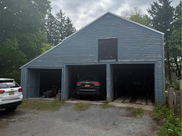 27 Bridge Street