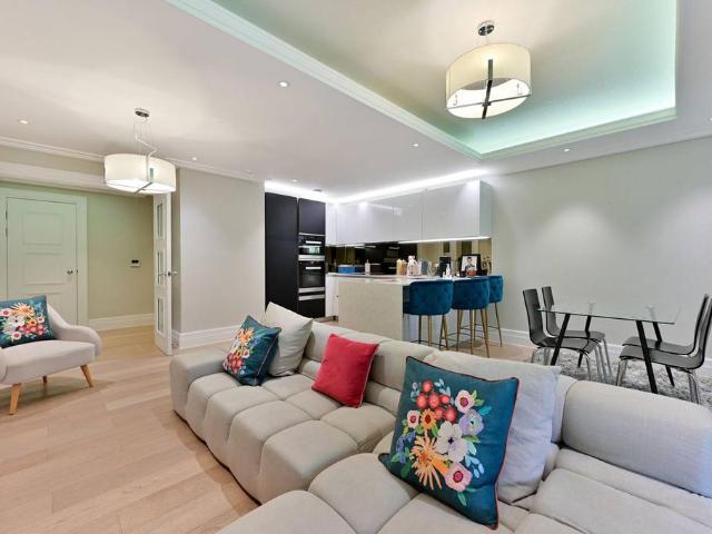 27 Cambridge Road, London, SW20 0QB, United Kingdom | 2 bed apartment for rent #131175556 | Rentberry