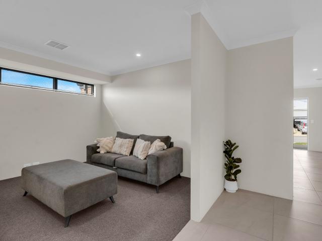 27 Cadmium Street Karnup, WA 6176