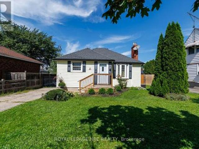 27 Cedardale Avenue, St. Catharines Secord Woods, ON, L2P 1B2 house for sale | Listing ID X13778 | Royal LePage
