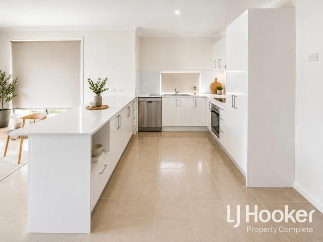 27 Combs Street, Yarrabilba, Australia