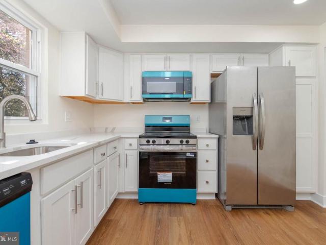 27 Cornbury Court