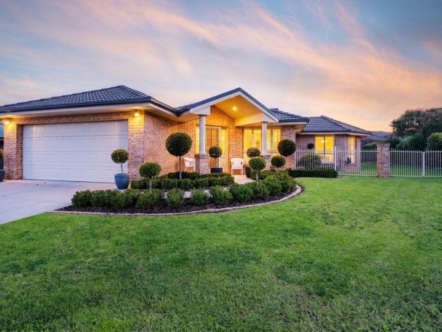 27 Clem Drive, Glenroy