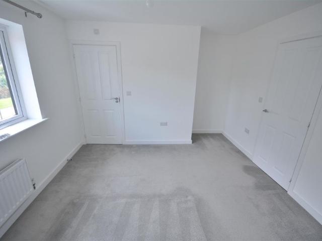27 Crabtree Hill Drive, Derby, DE22 2SR