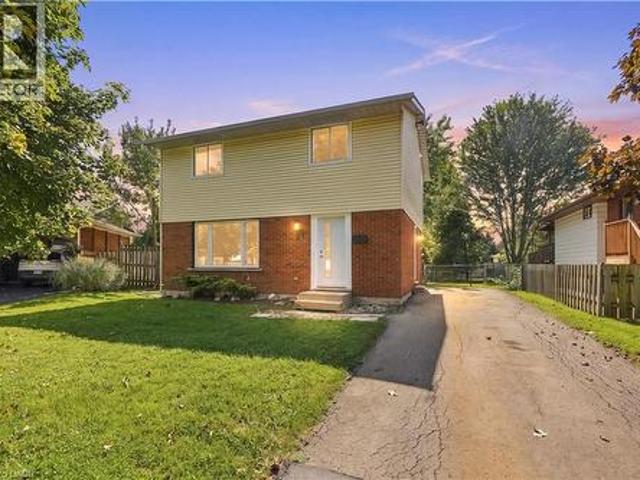 27 Cummington Place, Welland, ON, L3C 6A9 house for sale | Listing ID 40864 | Royal LePage