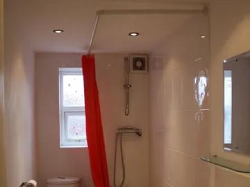 Withington Manchester, M14 - Equipped kitchen