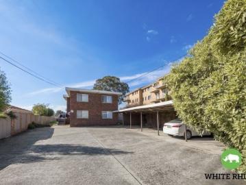 2/7 Davison Street, Queanbeyan