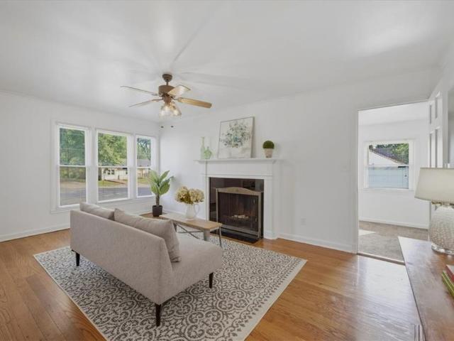27 E 85th Street
