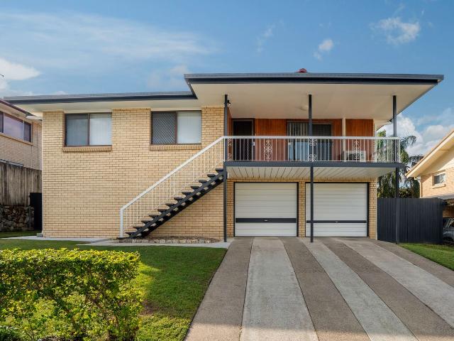 27 Emblem Street, JAMBOREE HEIGHTS, QLD 4074