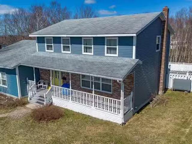 27 Englewood Crescent, Sydney River, NS, B1S 3L8 house for s.