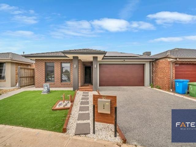 27 Ezra Street, Cranbourne East, VIC, 3977