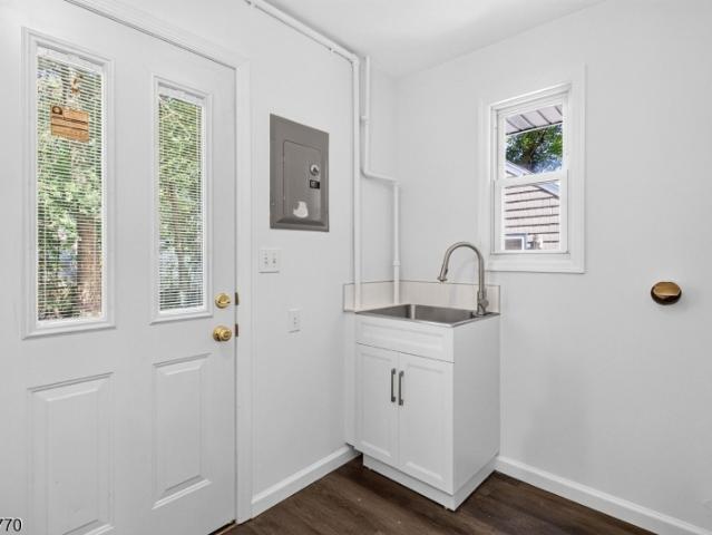 27 Ferndale Rd