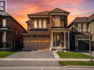 House for sale in Waterdown - Garden