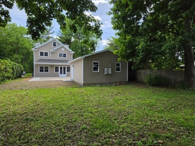 27 Forest Rd