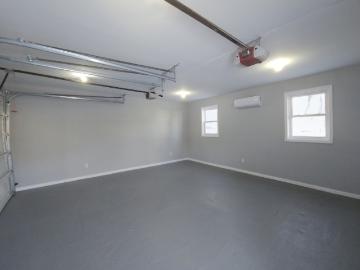 27 Forest Rd