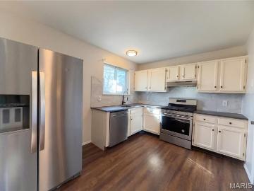 27 Glenna Dr, St. Peters, MO 63376 | MLS #26015