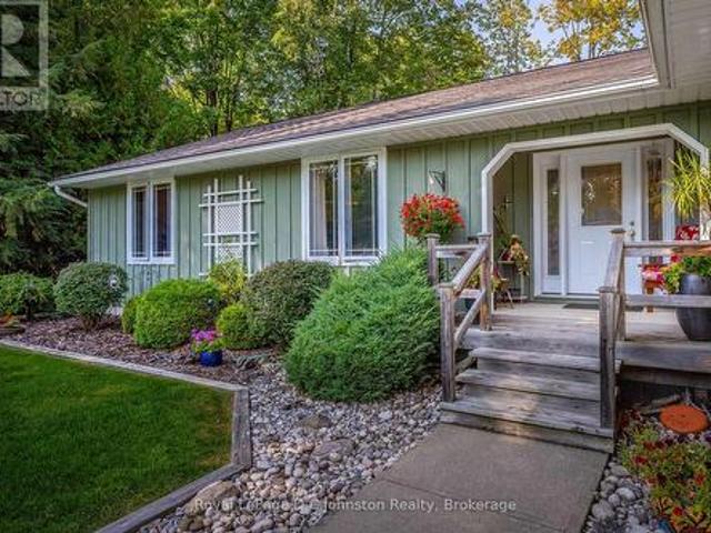 27 Gremik Crescent, South Bruce Peninsula, ON, N0H 2G0 house for sale | Listing ID X12946 | Royal LePage
