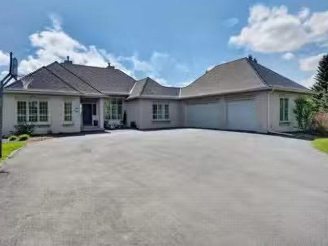 27 Hillcrest Estates, Rural Rocky View County, AB, T3Z 2B9 h.