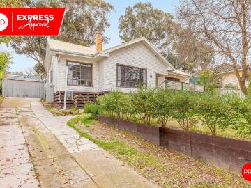 27 Holmes Road, LONG GULLY VIC 3550