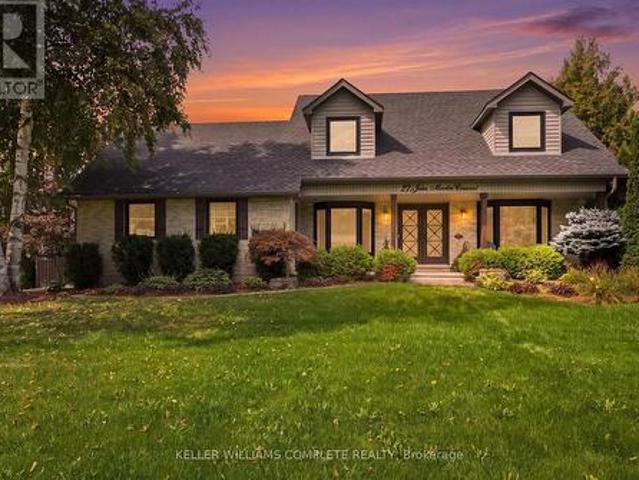 27 John Martin Crescent, Hamilton, ON, L8B 0Z9 house for sale | Listing ID X13782 | Royal LePage