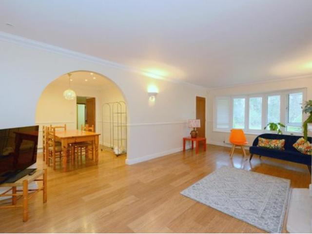 27, Kenton Drive, Off Laundry Lane, Shropshire, SY2 6TH