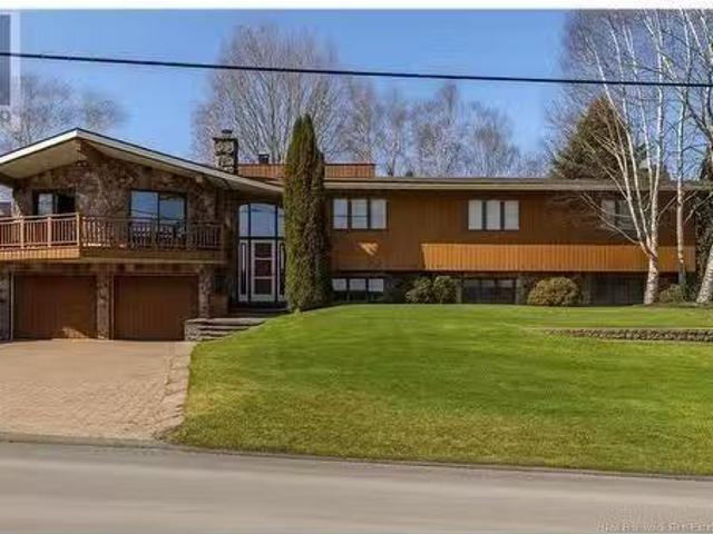 27 Lafrance, Grand Sault/Grand Falls, NB, E3Z 1A4 house for.