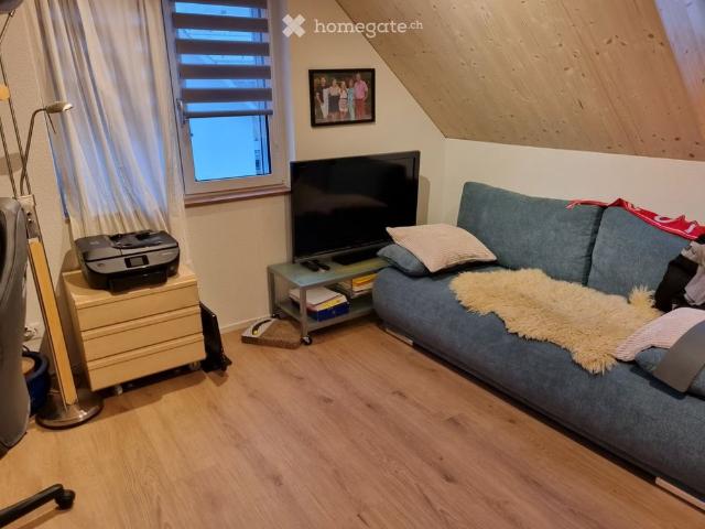 27 m²