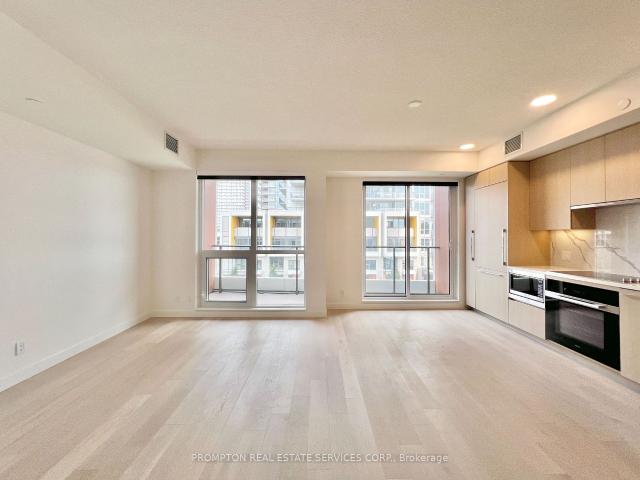 27 MCMAHON DR – VILLA 316, Toronto