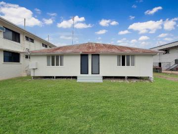 2/7 Mcilwraith Street, Ingham QLD 4850 House For Rent | Domain