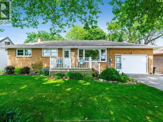 27 Mersea Rd 12, Leamington, ON, N8H 3V4 house for sale | Listing ID 26023 | Royal LePage