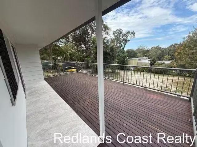 27 Morwong Street, Macleay Island, QLD 4184