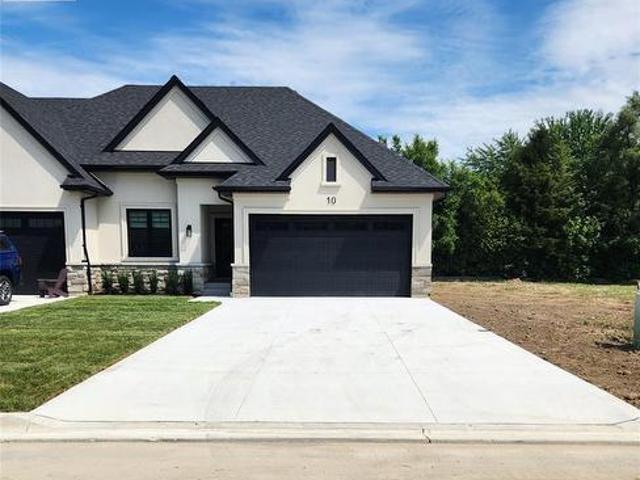 27 Mulberry Court, Amherstburg, ON, N9V 1N3 house for sale | Listing ID 26022 | Royal LePage