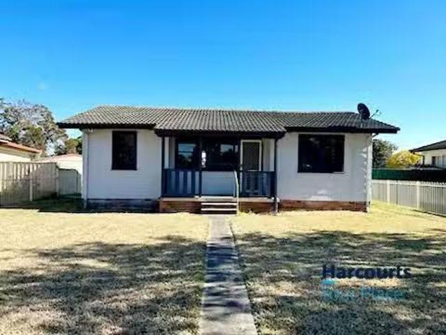 27 Murdoch Street, BLACKETT, NSW 2770 House for Rent