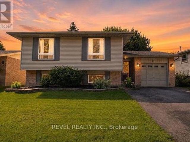 27 Myrtleville Drive, Brantford, ON, N3V 1B9 house for sale | Listing ID X13635 | Royal LePage