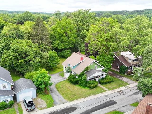 27 North Walnut Street