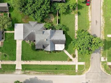 27 N Edwards Street