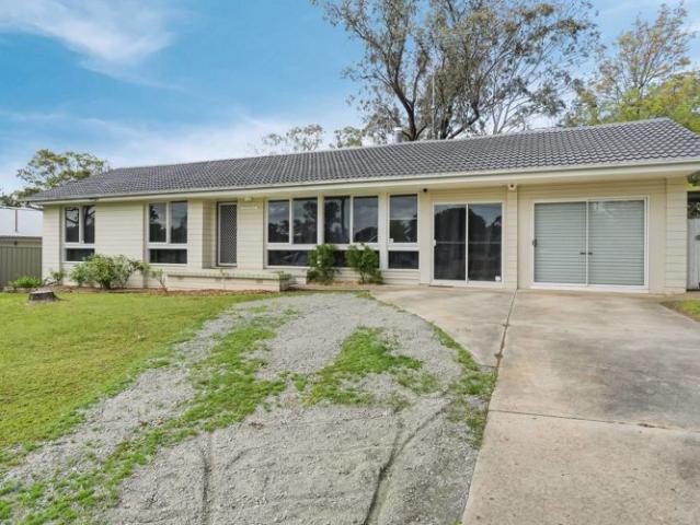 27 Nicholson Avenue, Leumeah